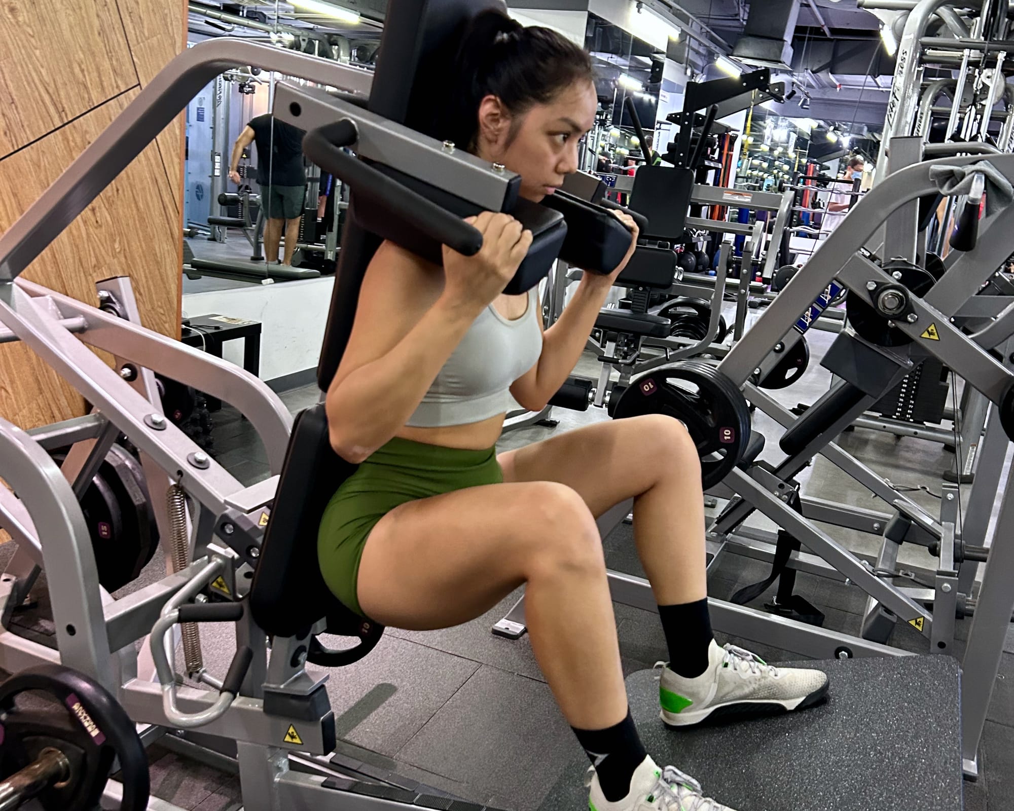 V squat with a forward lean in the bottom position